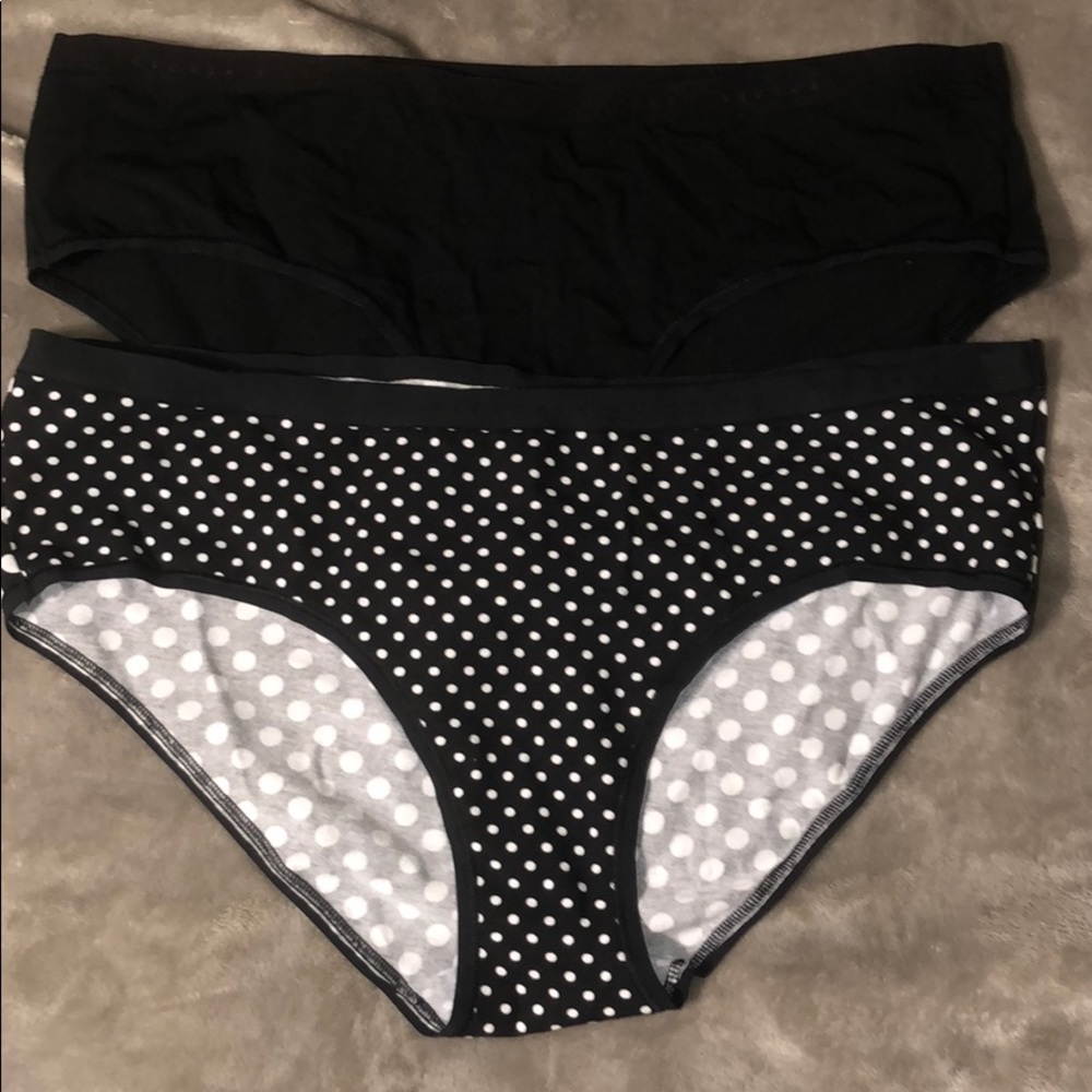 **SOLD** NWT Victoria’s Secret hiphugger